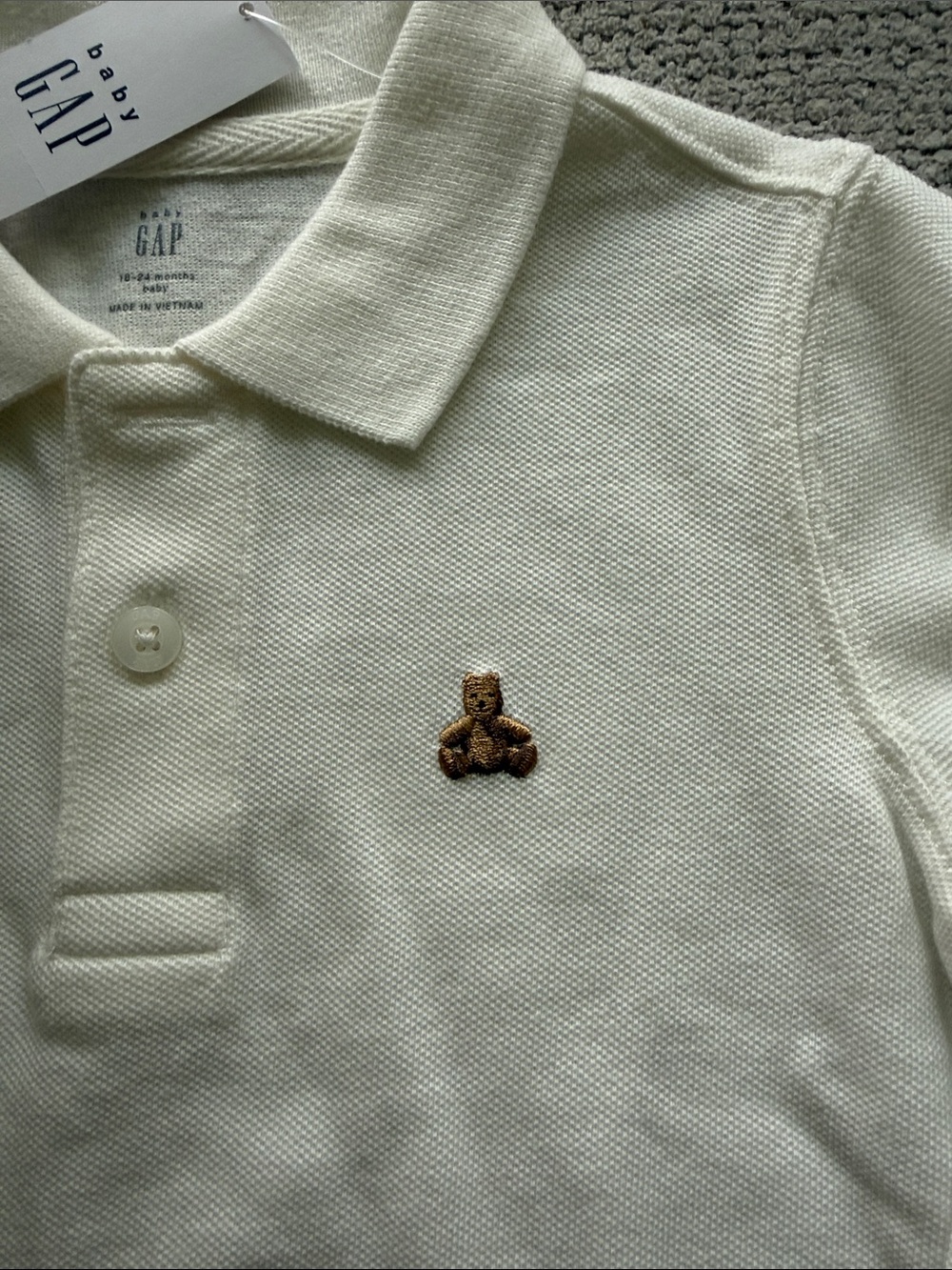 GAP White Long-Sleeve Polo with Teddy Embroidery - Picture 3 of 4